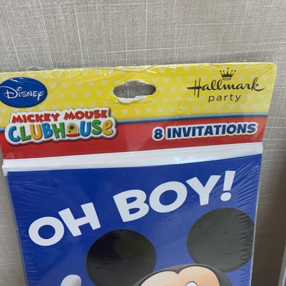 Disney MickeyMouse Clubhouse Oh Boy! Hallmark 16 party invitation cards - Picture 3 of 8